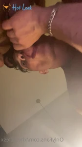 11068817