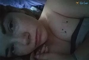 4618233