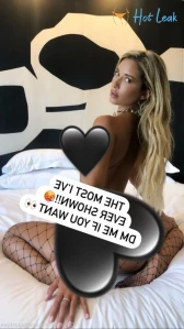1093659