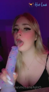 11300038