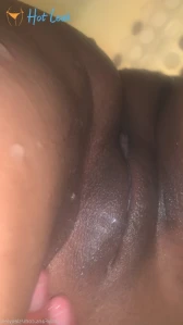 4617516