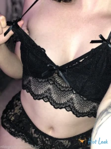 1098158