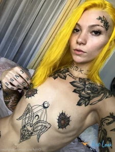 1138300
