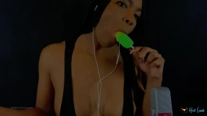 1811078