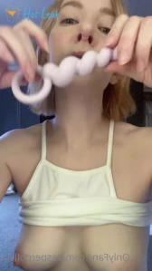 1828065