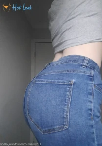 1220923
