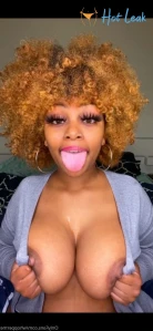 1237118