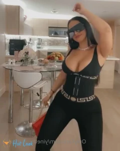 1855090