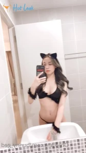 1902275