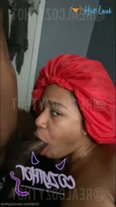 1555829