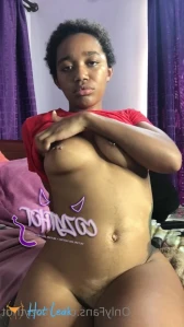 1904696