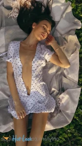 1907327