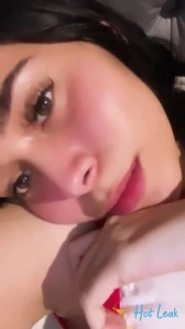 1910421