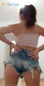 1910991