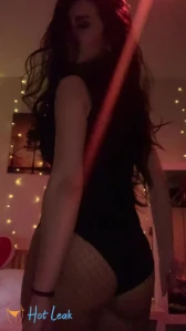 4728928