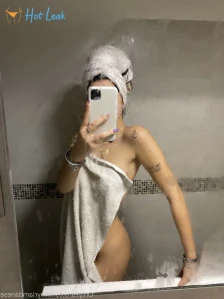 1761192