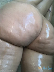 2076251