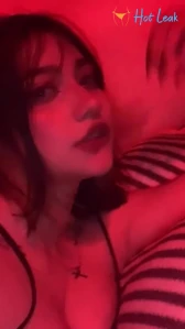 1931642