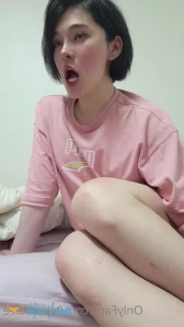 1932738