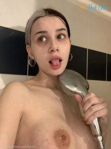1867575