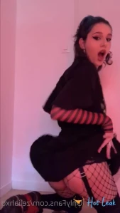 1935978