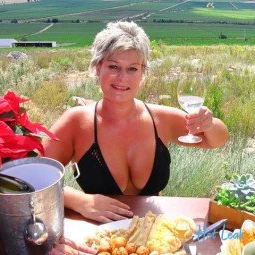 Mrs Fun Couple