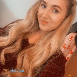 Kayleigh (Free Acc)