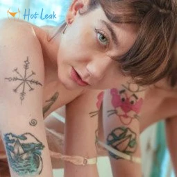 Hairy Indie  ♡
