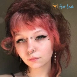 Sentient Waifu ^-^