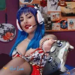 ♡ HORNY GEEK GIRL ♡