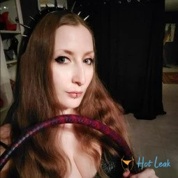 Mistress_Hella