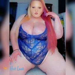 𝓙𝓾𝓲𝓬𝔂 𝓓𝓪𝓷𝓲𝓲 𝓙 🍑💦🤤😍