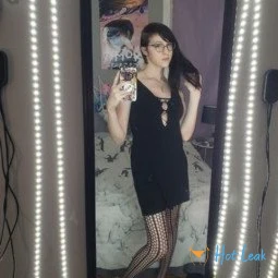 Mistress Ren