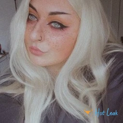 jay 🌸 FREE DICK RATES ON MY PAID!