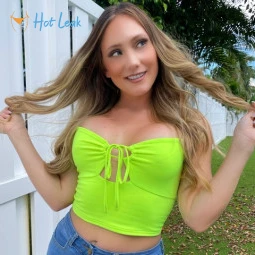 AJ Applegate Hotwife 🥵