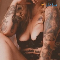 dm me 🔥| secret girlfriend |❣️khrist
