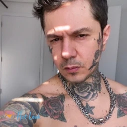 Sam Crux