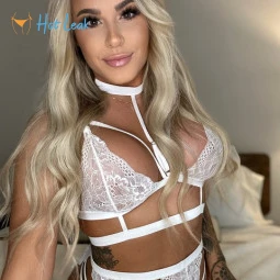 BrazyBecca
