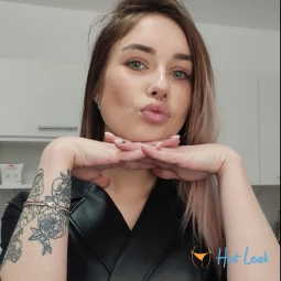 ❤️𝑴𝑨𝑹𝒀-𝑱𝑨𝑰𝑵 ❤️𝑳𝒊𝒗𝒆 𝑺𝒕𝒓𝒆𝒂𝒎 𝑸𝒖𝒆𝒆𝒏