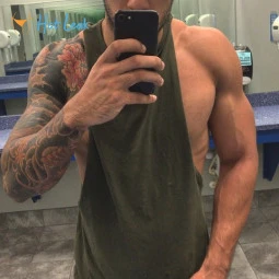 Tatted Dom